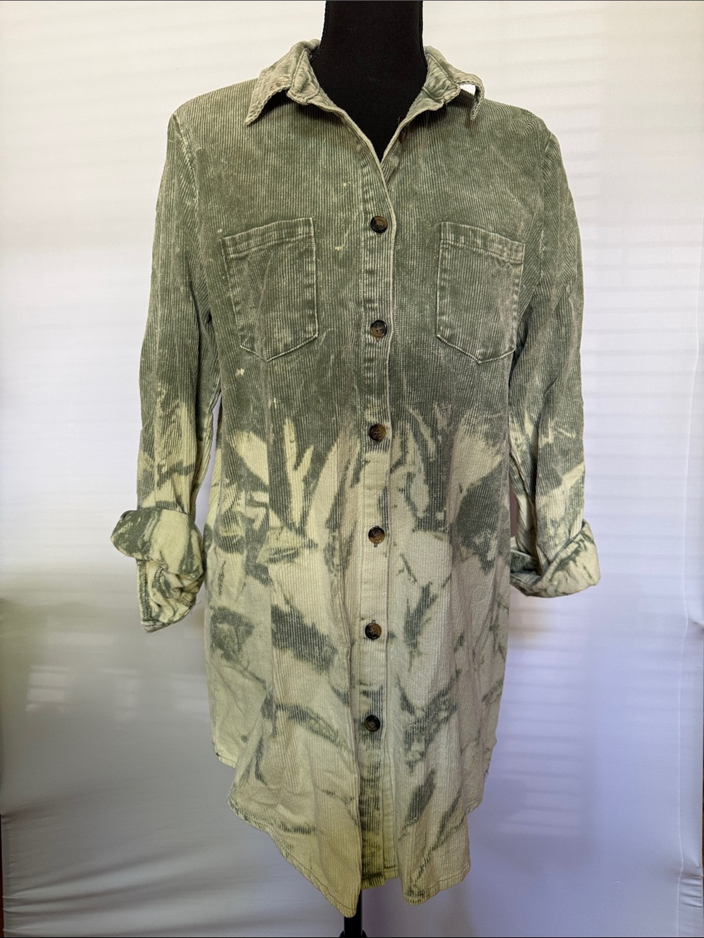 Women’s Washed Green Corduroy Button-Up Jacket